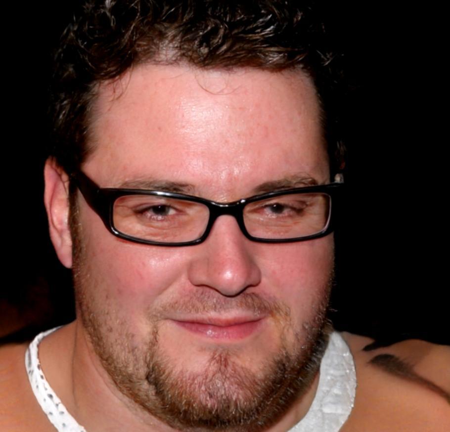 Financial reporting instructor Thanakit Prommahon